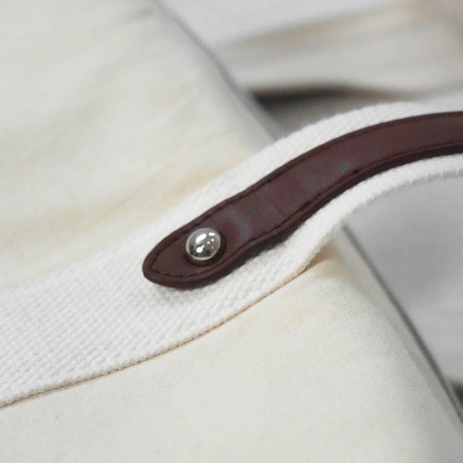 Mirrorless Duffle Bag